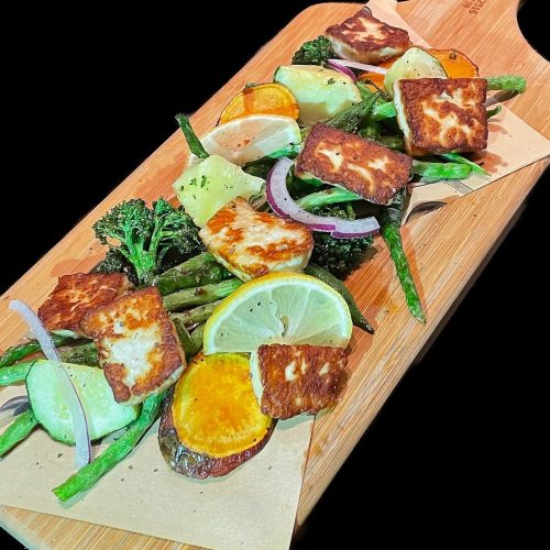 HALLOUMI SALAD 哈魯米起司野菜沙拉佐甜醋